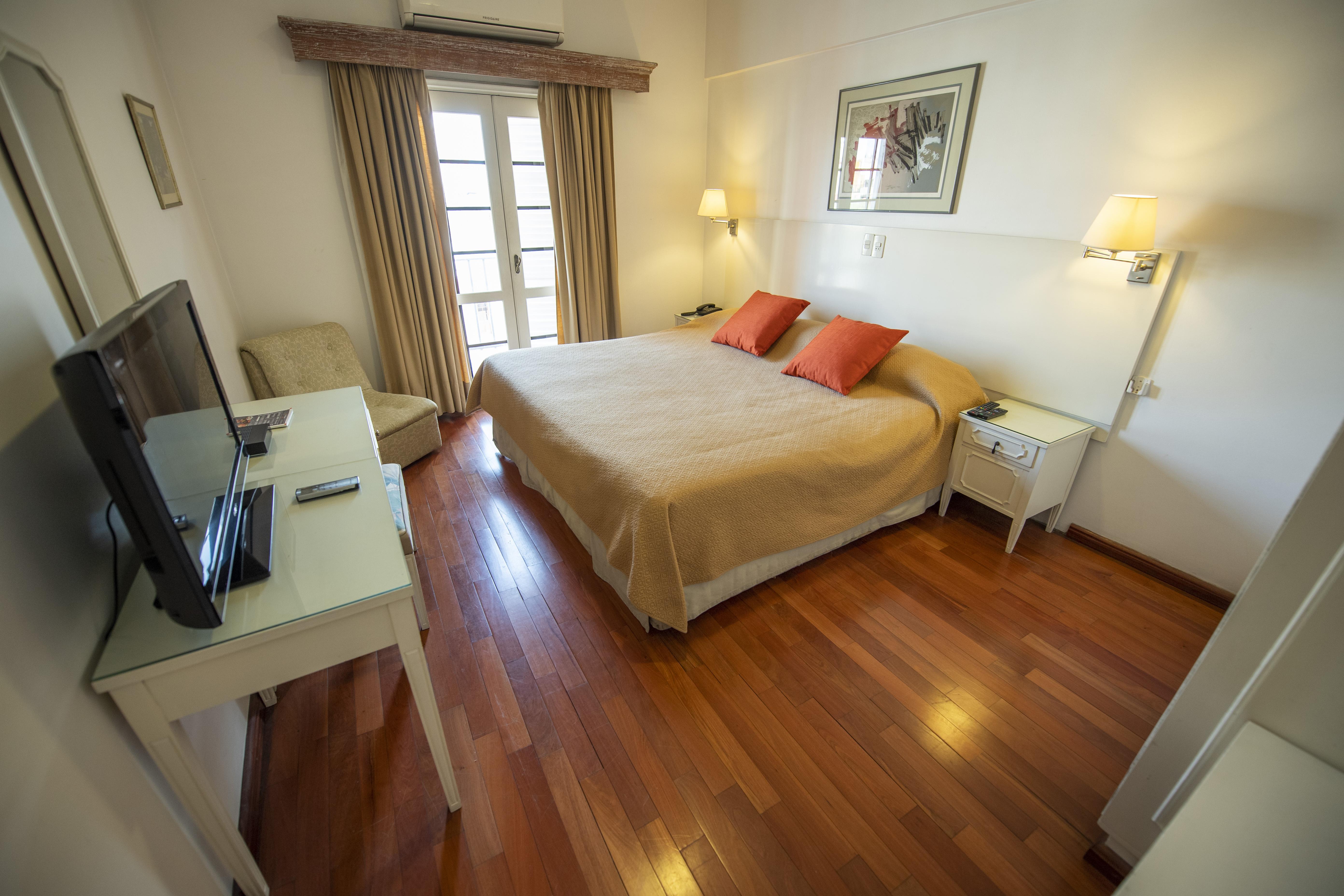 Hotel Cecilia Asuncion Exterior photo